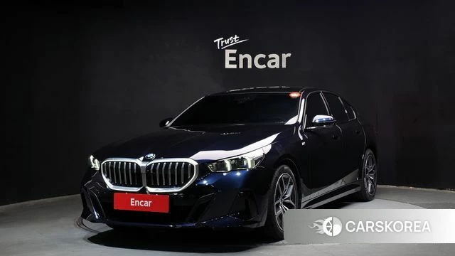 BMW 5 Series (G60) 2025 Черный из Кореи