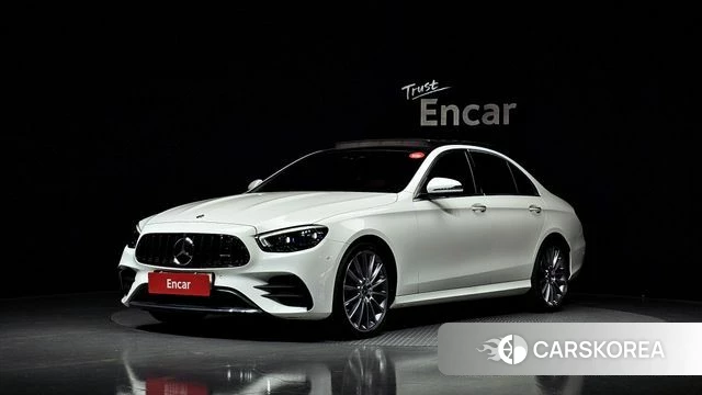 Mercedes-Benz E-Class W213 2021 Белый из Кореи