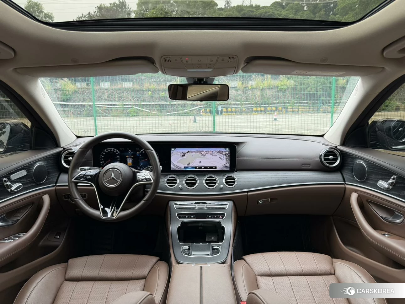 Mercedes-Benz E-class 2022 Черный из Китая