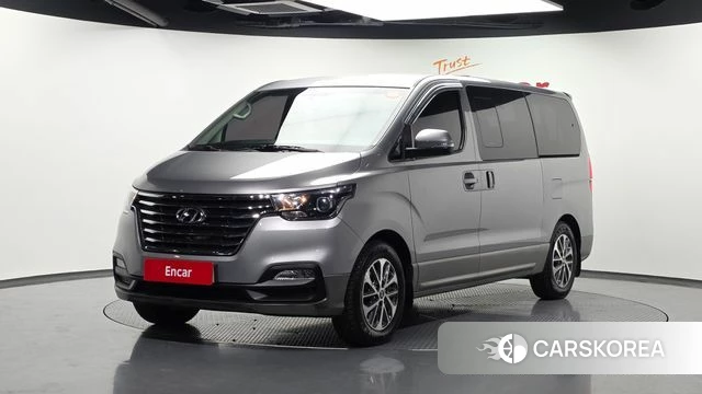 Hyundai The New Grand Starex 2020 Серебристо-серый из Кореи