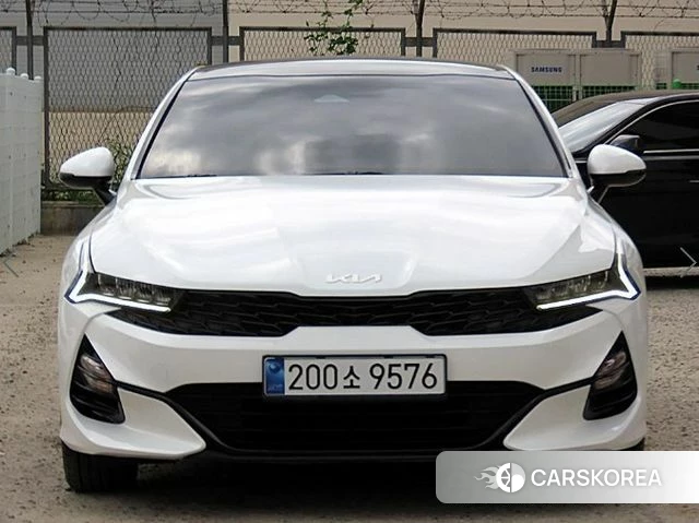 Kia K5 3rd generation 2021 Белый из Кореи