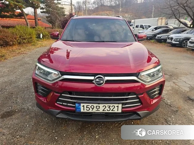 Ssangyong Beautiful Korando 2021 Красный из Кореи