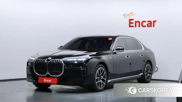 BMW 7 Series (G70) 2024 Черный из Кореи