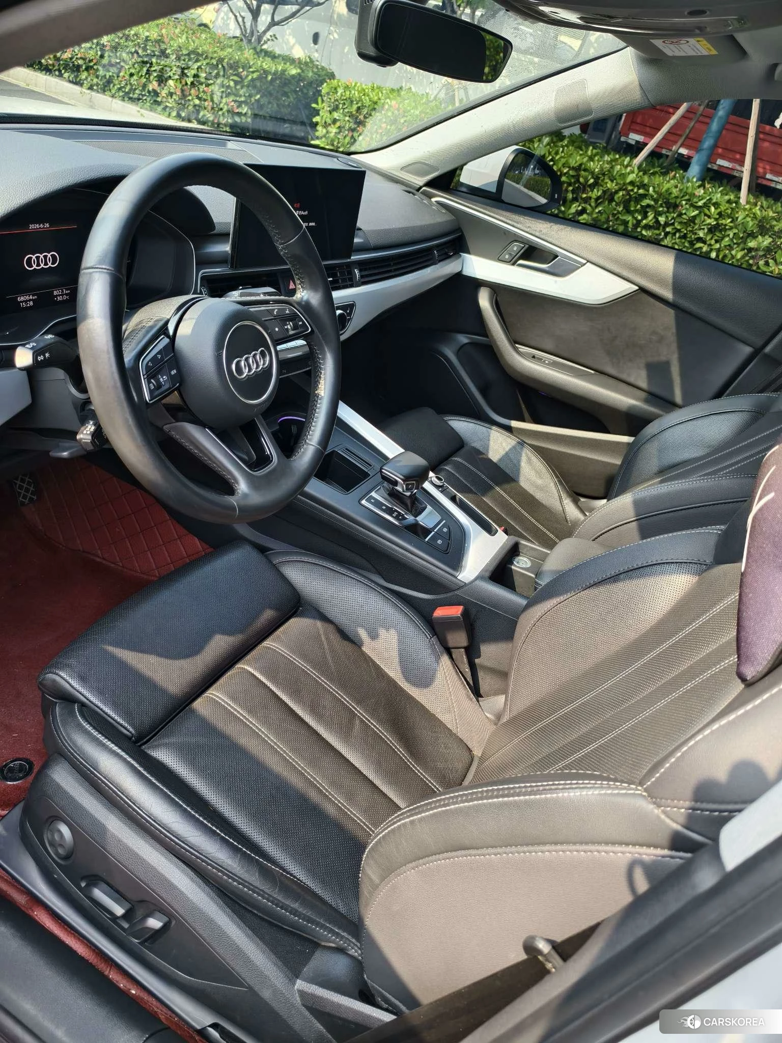 Audi A4L 2021 Белый из Китая