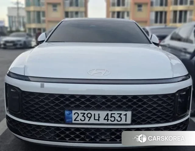 Hyundai Grandeur Hybrid (GN7) 2023 Белый из Кореи