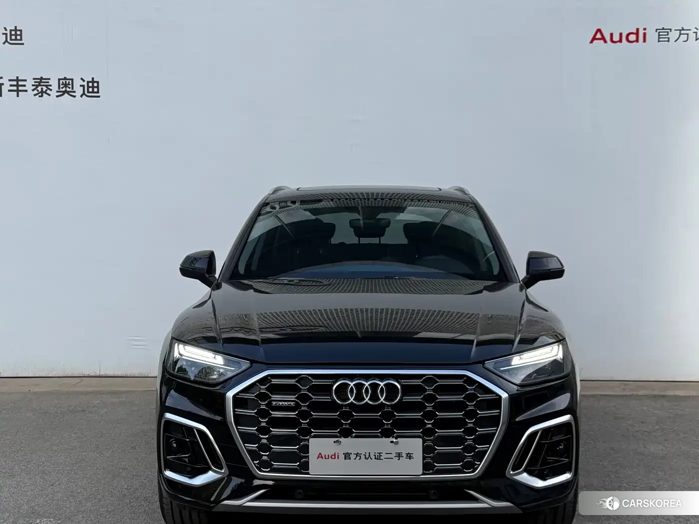 Audi Q5L 2025 Черный из Китая