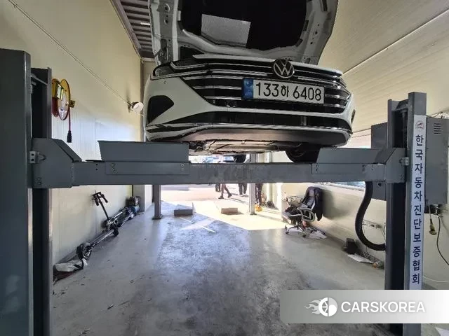 Volkswagen Arteon 2022 Белый из Кореи