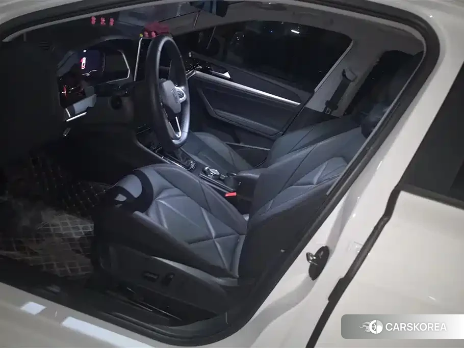 Volkswagen Lavida 2025 Белый из Китая