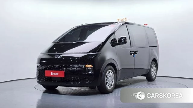 Hyundai Staria 2023 Черный из Кореи