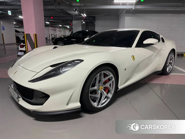 Ferrari 812 Superfast 2020 Белый из Кореи