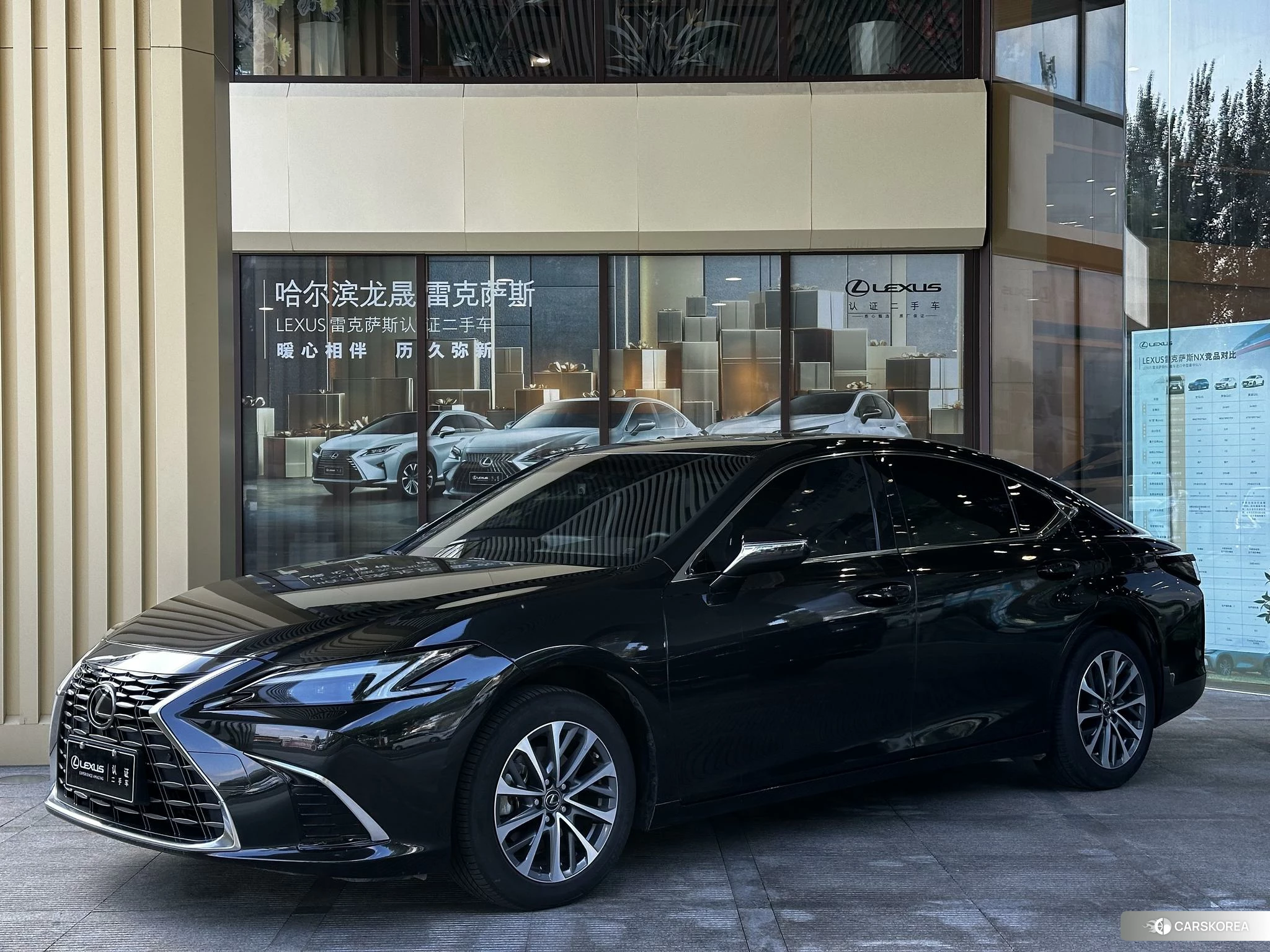 Lexus ES 2024 Черный из Китая