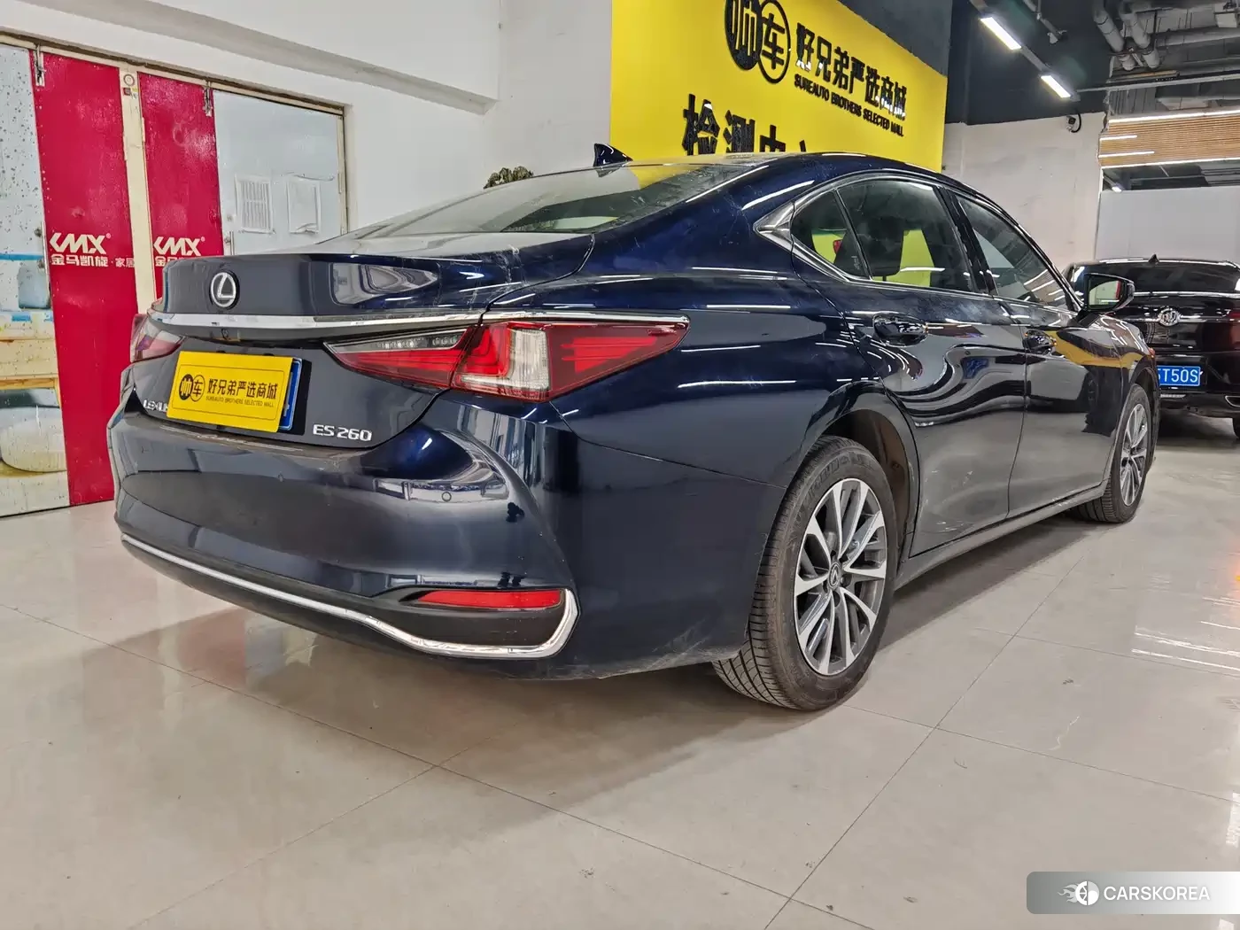 Lexus ES 2023 Синий из Китая
