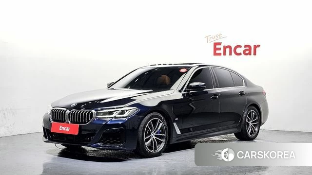 BMW 5 Series (G30) 2022 Черный из Кореи