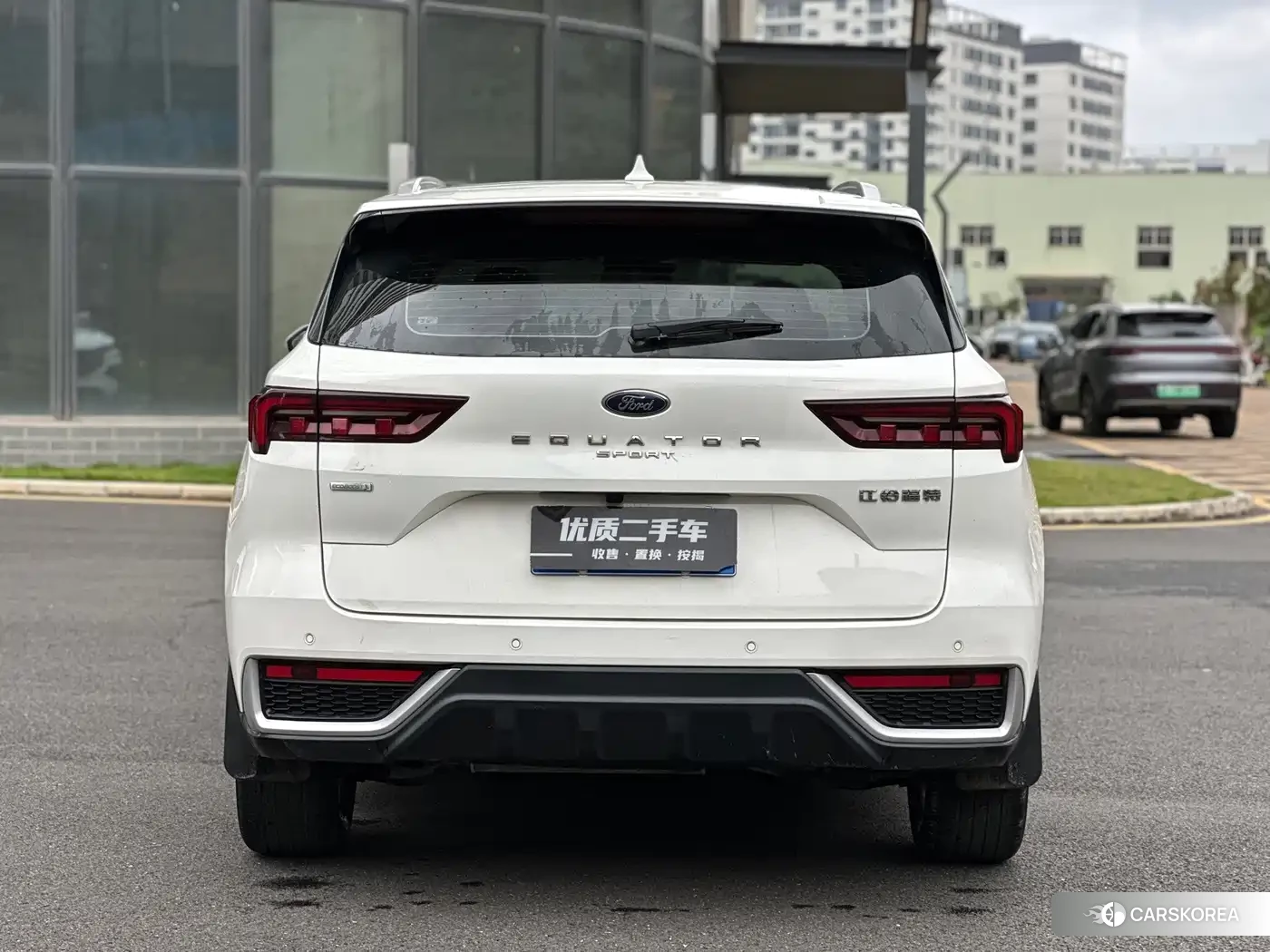 Ford Equator 2022 Белый из Китая