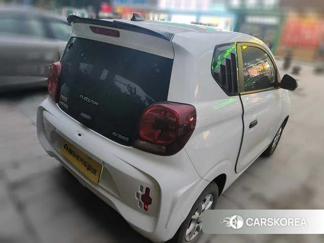 Roewe CLEVER 2022 Белый из Китая