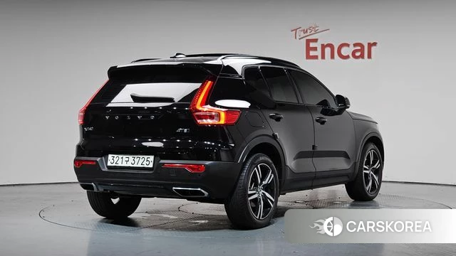 Volvo XC40 2020 Черный из Кореи