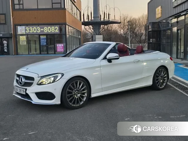 Mercedes-Benz C-Class W205 2018 Белый из Кореи