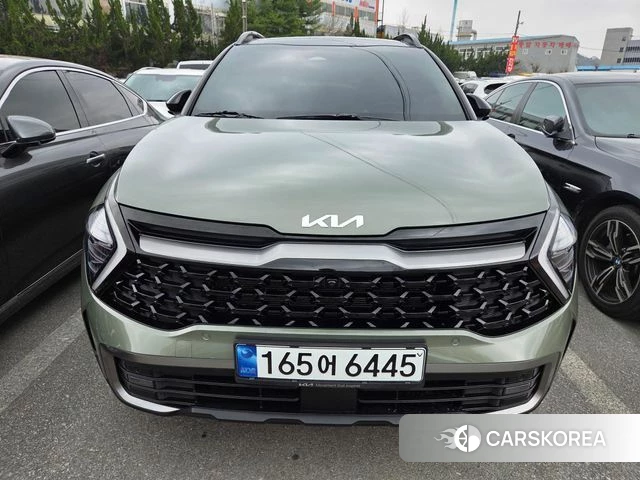 Kia Sportage 5th Generation 2023 Светло-зеленый из Кореи
