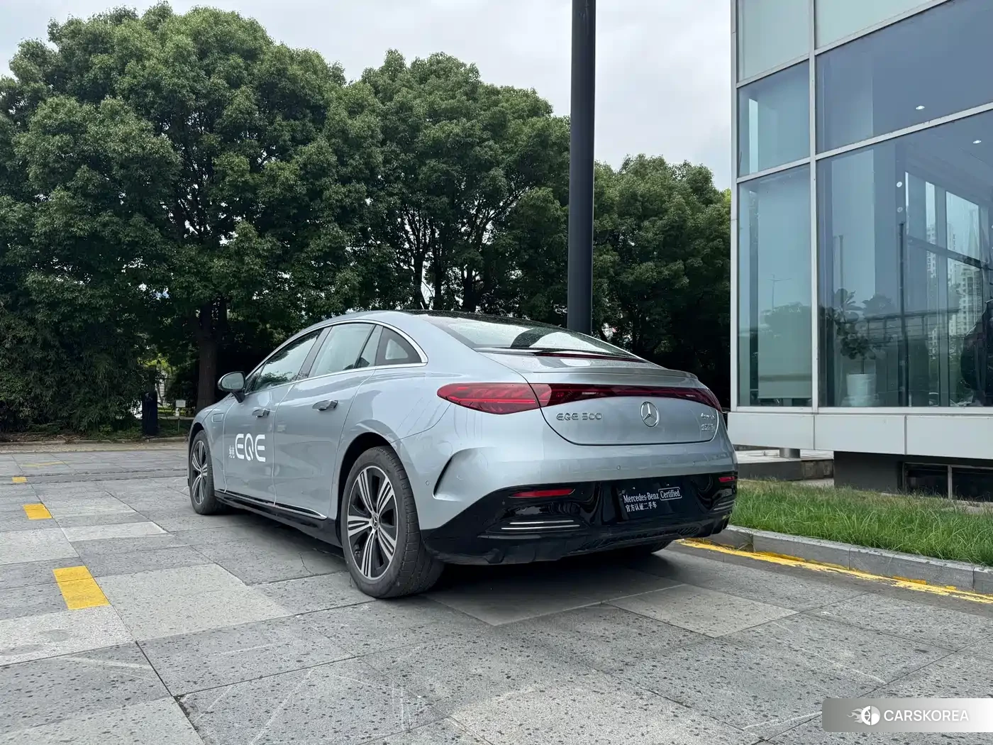 Mercedes-Benz EQE 2025 Silver/gray из Китая
