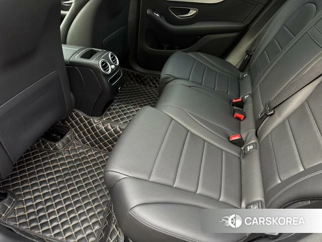 Mercedes-Benz GLC 2022 Темно-серый из Китая