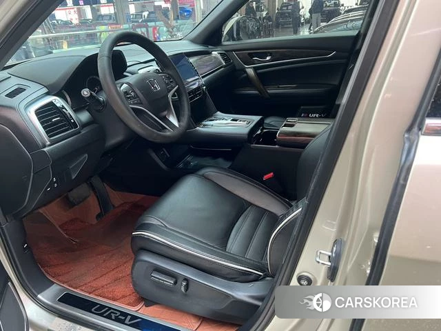 Honda UR-V 2018 Шампань из Китая