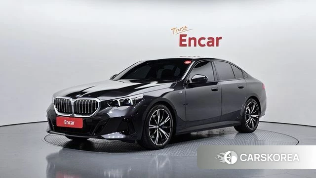 BMW 5 Series (G60) 2025 Серый из Кореи