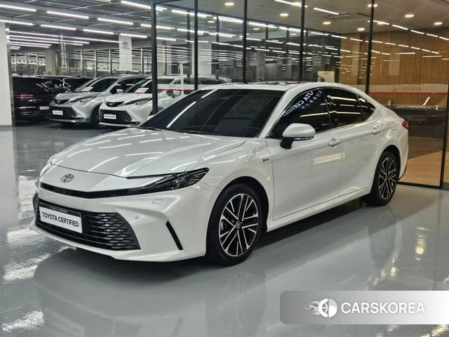 Toyota Camry (XV80) 2024 Белый из Кореи