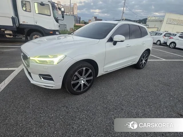 Volvo XC60 second Generation 2020 Белый из Кореи