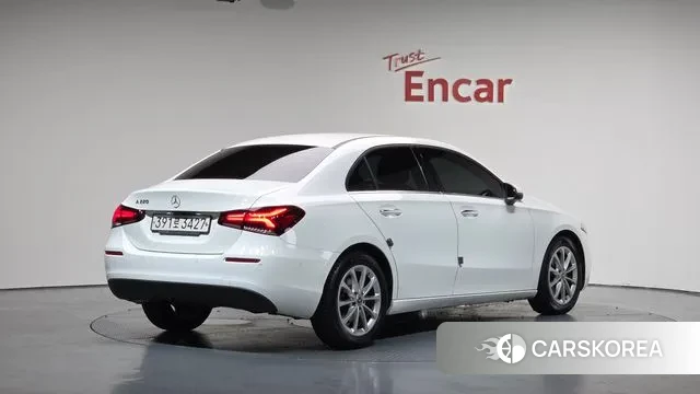 Mercedes-Benz A-Class W177 2020 Белый из Кореи