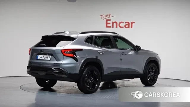 Chevrolet (GM Daewoo) Trax Crossover 2023 Серый из Кореи