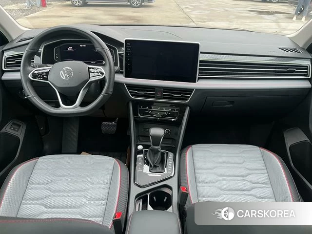 Volkswagen Tiguan L PHEV 2022 Черный из Китая