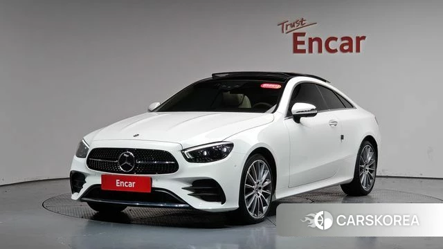 Mercedes-Benz E-Class W213 2023 Белый из Кореи