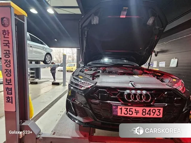 Audi A7 (4K) 2025 Черный из Кореи