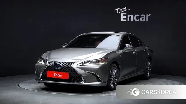Lexus ES300h 7th generation 2021 Песочный из Кореи