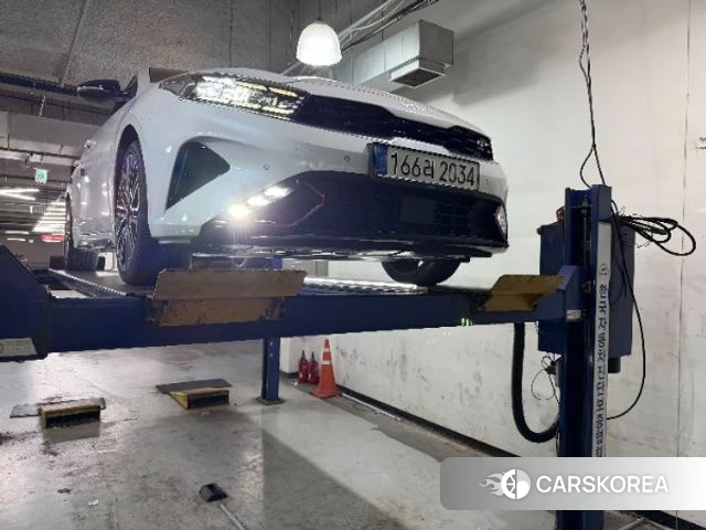 Kia The New K3 2nd generation 2022 Белый из Кореи