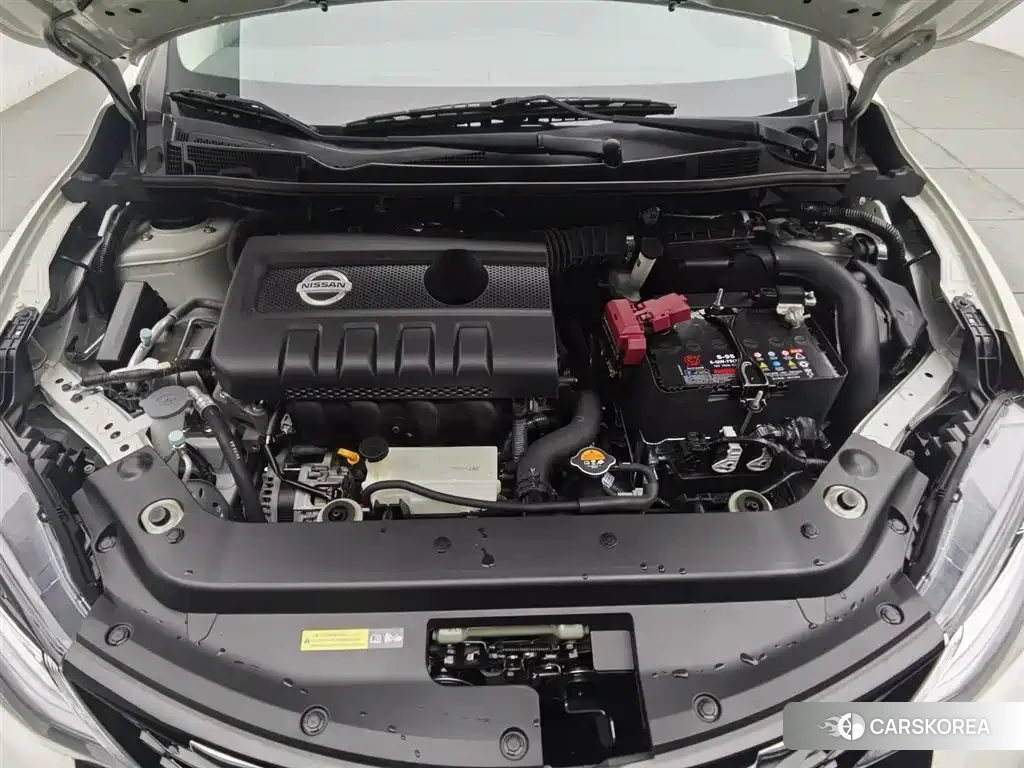 Nissan Tiida 2024 Белый из Китая