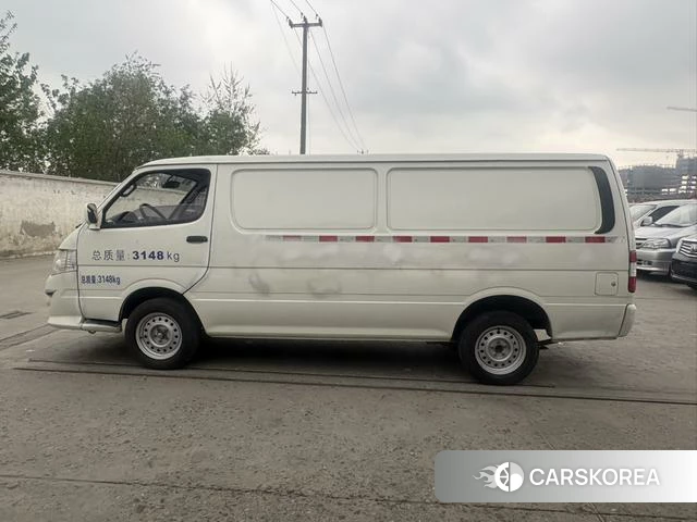 Golden Dragon Jinwei 2022 Белый из Китая