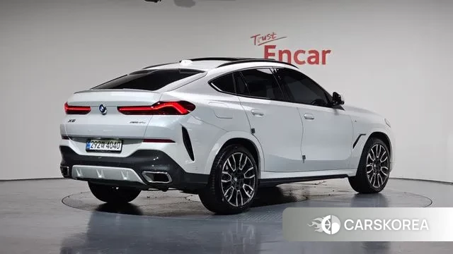 BMW X6 (G06) 2025 Белый из Кореи