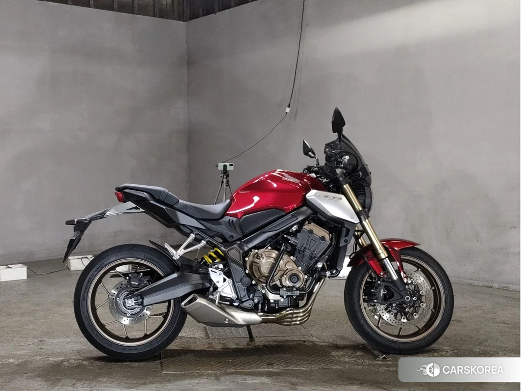 Проданный Honda CB650R 2022 из Японии