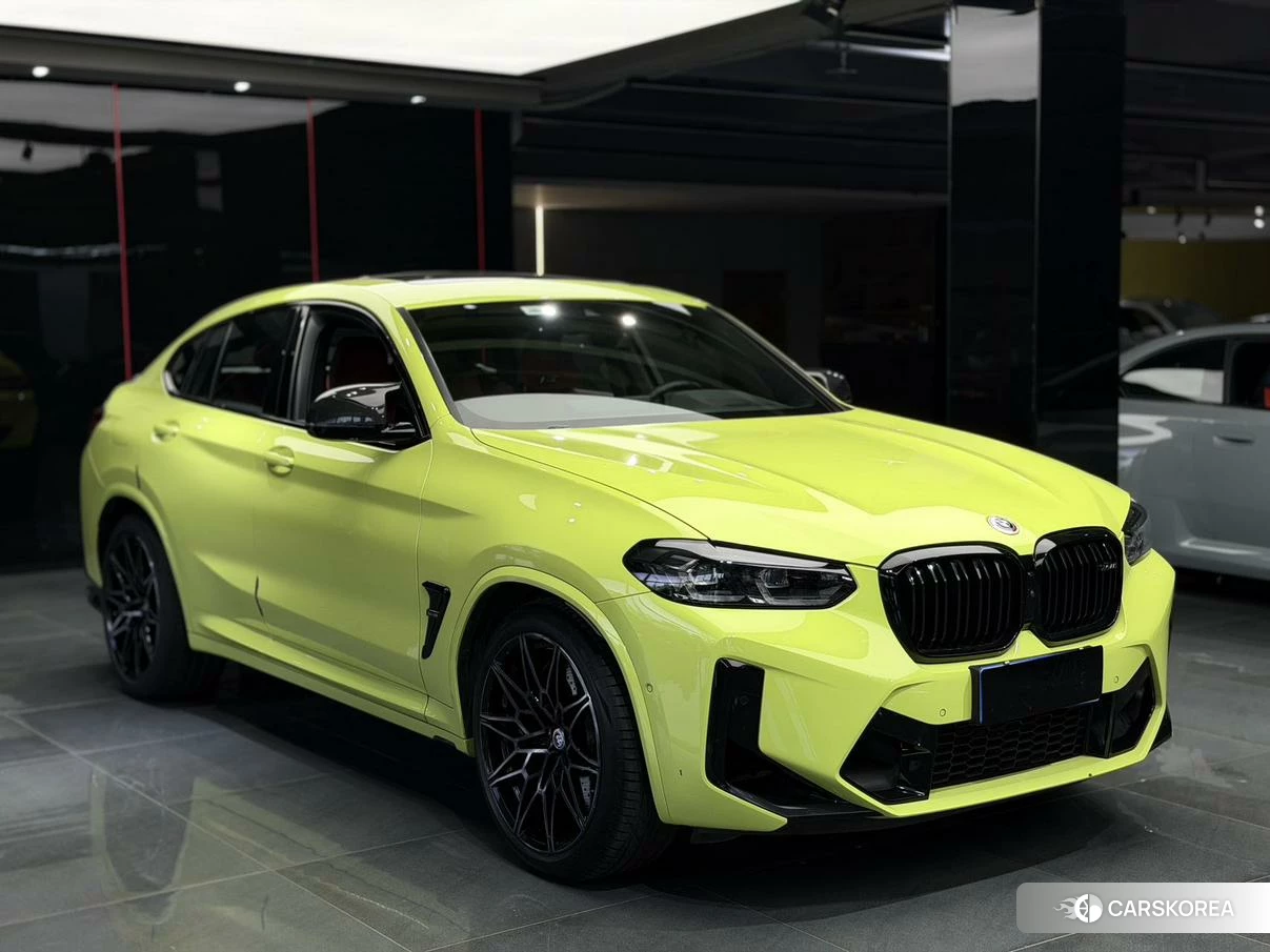 BMW X4 M 2021 Желтый из Китая