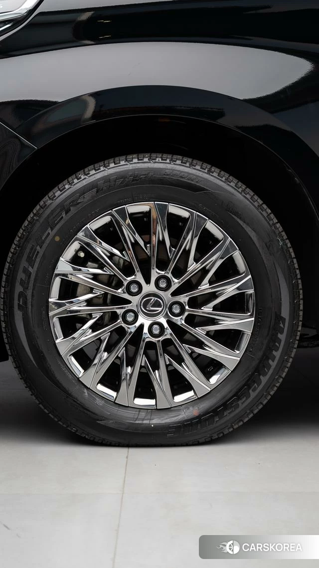 Lexus LM 2022 Черный из Китая