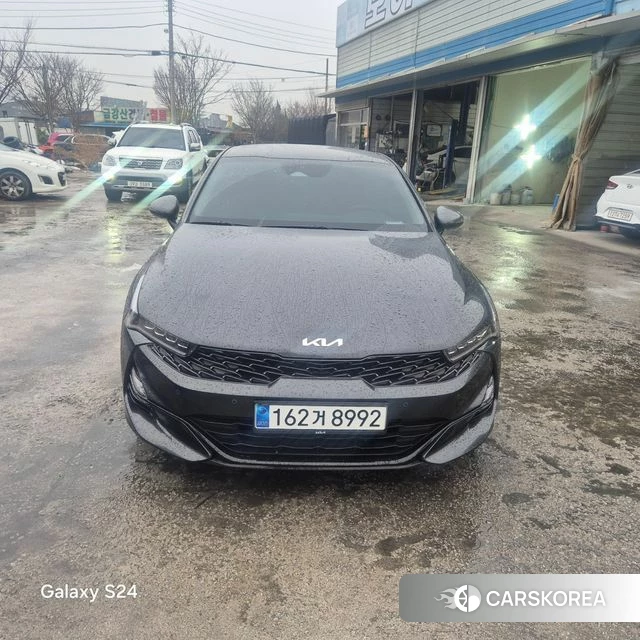 Kia K5 3rd generation 2023 Серый из Кореи