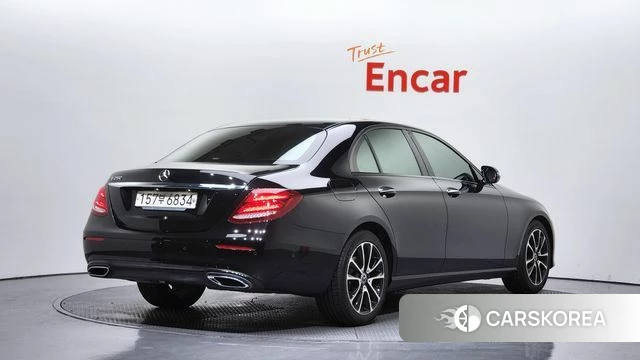 Mercedes-Benz E-Class W213 2020 Черный из Кореи