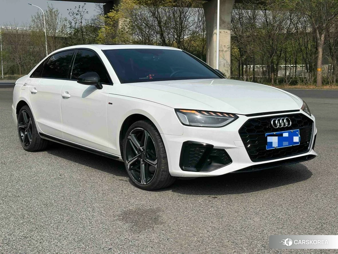 Audi A4L 2023 Белый из Китая
