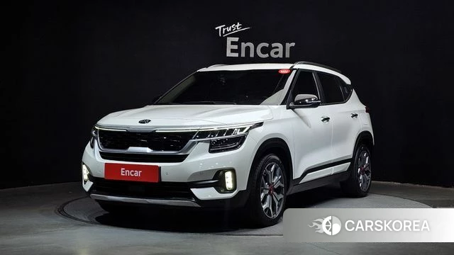Kia Seltos 2021 Белый из Кореи