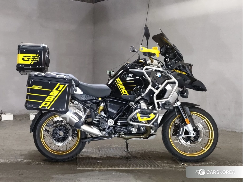 Проданный BMW R1250GS ADVENTURE 2022 из Японии, фото 2