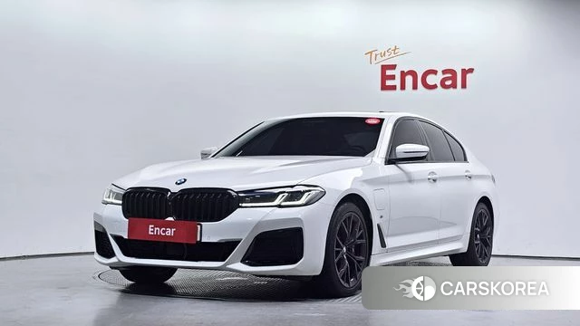 BMW 5 Series (G30) 2021 Белый из Кореи