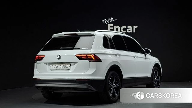 Volkswagen Tiguan second Generation 2018 Белый из Кореи