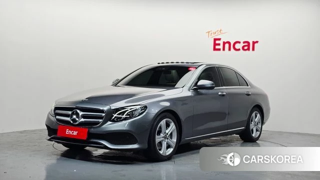 Mercedes-Benz E-Class W213 2018 Серый из Кореи