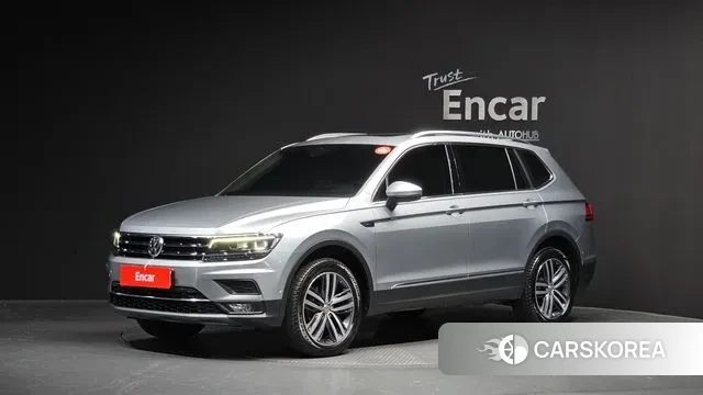 Volkswagen Tiguan Allspace 2020 Серебристо-серый из Кореи